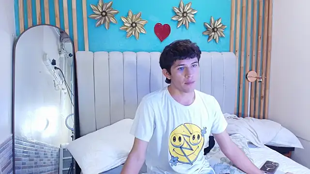 Christian Foxx online show from 8, 3, 2026