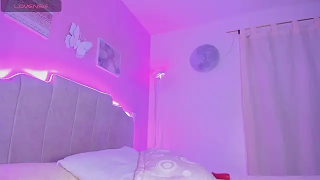 SofiaSiren online show from 17, 4, 2026