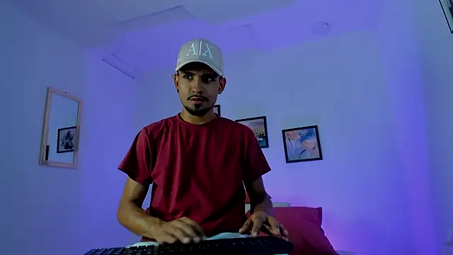 Snapshot of neyder_sanz chatting on 8, 2, 2026 neyder sanz online show from 8, 2, 2026