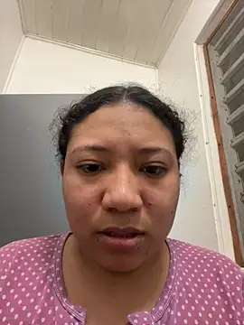 Snapshot of daphne_grande chatting on 24, 5, 2026 daphne grande online show from 24, 5, 2026