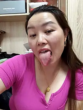 Snapshot of Jennie_dogy chatting on 13, 5, 2026 Jennie dogy online show from 13, 5, 2026