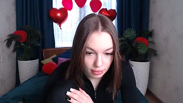 Snapshot of CandyGyrl chatting on 4, 3, 2026 CandyGyrl online show from 4, 3, 2026