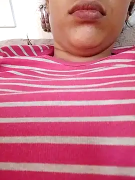 Snapshot of komalsharma99 chatting on 14, 6, 2026 komalsharma99 online show from 14, 6, 2026