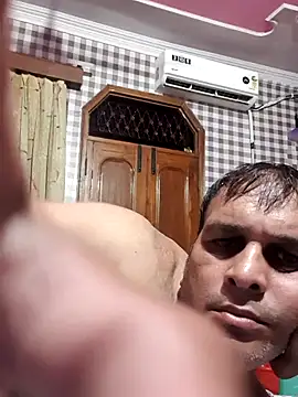 Snapshot of indiandesivillegeboy chatting on 1, 6, 2026 indiandesivillegeboy online show from 1, 6, 2026
