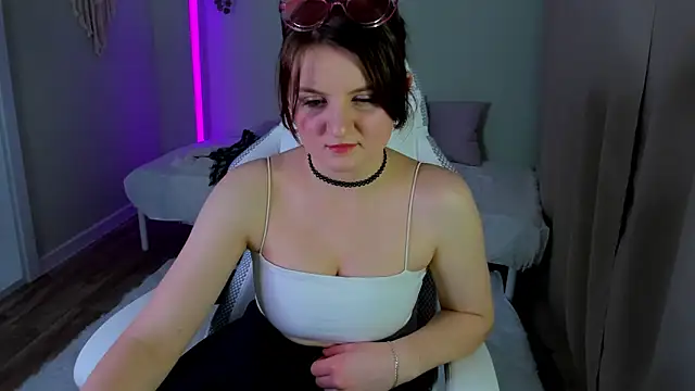 Snapshot of Maria_Rogers chatting on 9, 2, 2026 Maria Rogers online show from 9, 2, 2026