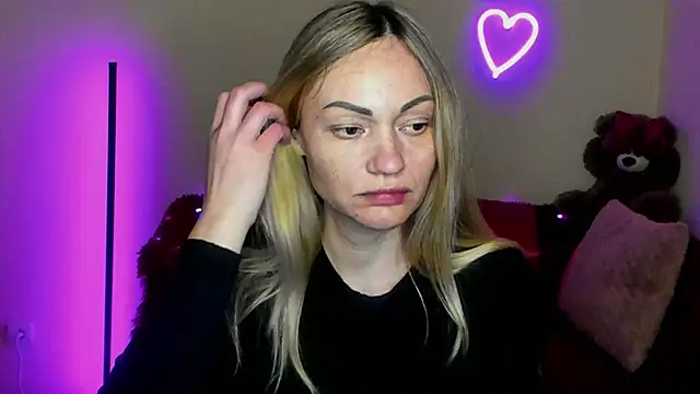 BlondMikey22 online show from 10, 4, 2026