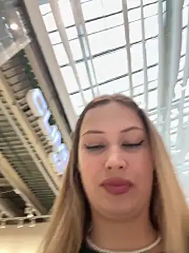 Snapshot of blonde_exe chatting on 11, 6, 2026 blonde exe online show from 11, 6, 2026