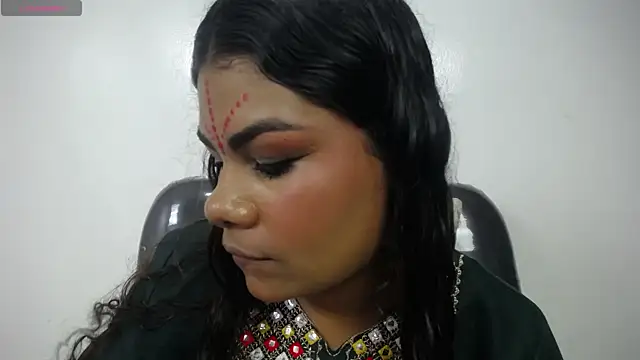 yaazhinii online show from 23, 5, 2026