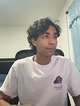 Pedestal diamant online show from 3, 3, 2026