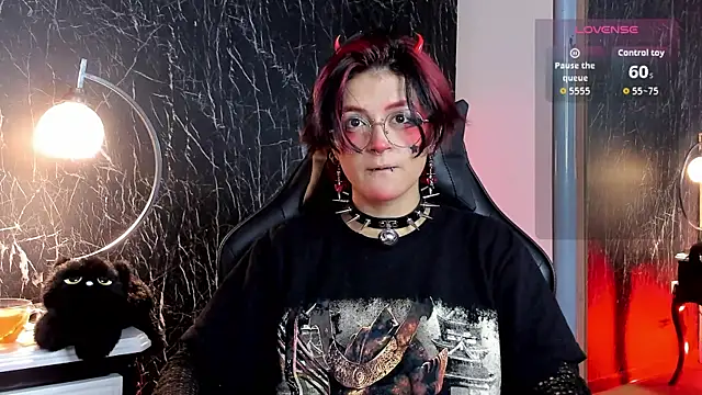 YuuMiko online show from 9, 4, 2026