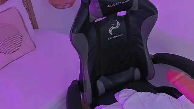 lilith visser online show from 5, 3, 2026