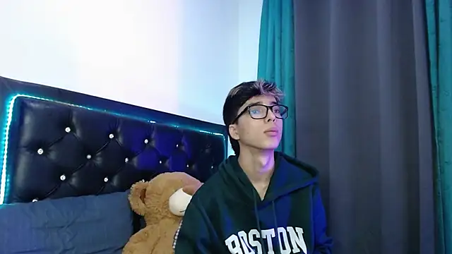 gabriel x18 online show from 15, 2, 2026