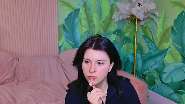 Snapshot of Milana_Bold chatting on 15, 2, 2026 Milana Bold online show from 15, 2, 2026