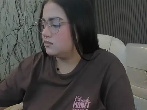 Snapshot of mady_musex chatting on 20, 2, 2026 mady musex online show from 20, 2, 2026