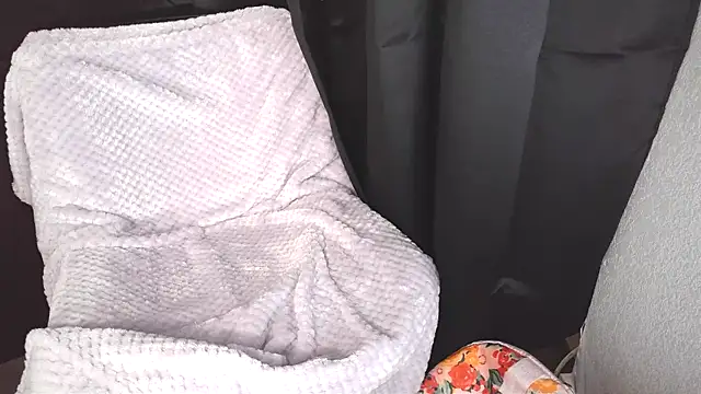 Snapshot of ArielsFeet333 chatting on 25, 2, 2026 ArielsFeet333 online show from 25, 2, 2026