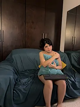 Snapshot of EmilyAndAndrew chatting on 20, 2, 2026 EmilyAndAndrew online show from 20, 2, 2026