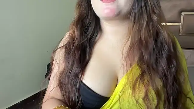 Snapshot of Hersheykaur chatting on 24, 7, 2026 Hersheykaur online show from 24, 7, 2026