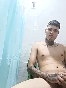 Snapshot of elvaquero06 chatting on 15, 4, 2026 elvaquero06 online show from 15, 4, 2026