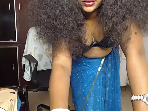 VixenNandhu online show from 7, 3, 2026