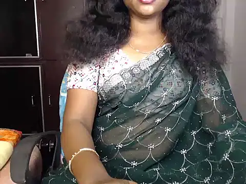 Snapshot of VixenNandhu chatting on 22, 7, 2026 VixenNandhu online show from 22, 7, 2026