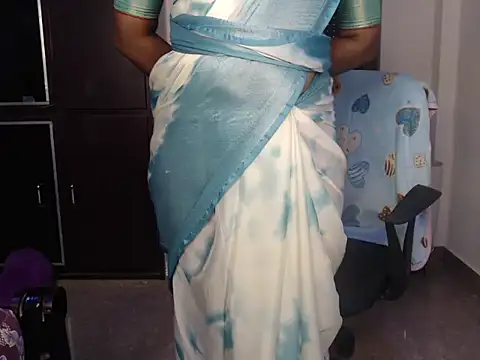 Snapshot of VixenNandhu chatting on 28, 7, 2026 VixenNandhu online show from 28, 7, 2026