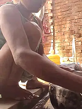 Snapshot of Sweet-runi chatting on 3, 3, 2026 Sweet-runi online show from 3, 3, 2026