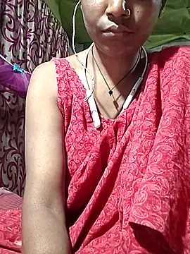 Snapshot of Sweet-runi chatting on 3, 3, 2026 Sweet-runi online show from 3, 3, 2026