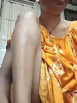 Snapshot of Sweet-runi chatting on 7, 3, 2026 Sweet-runi online show from 7, 3, 2026