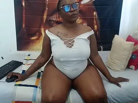 Snapshot of Queenteex6992 chatting on 30, 6, 2026 Queenteex6992 online show from 30, 6, 2026
