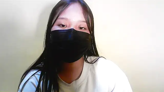 PRENCY CUTE online show from 4, 3, 2026