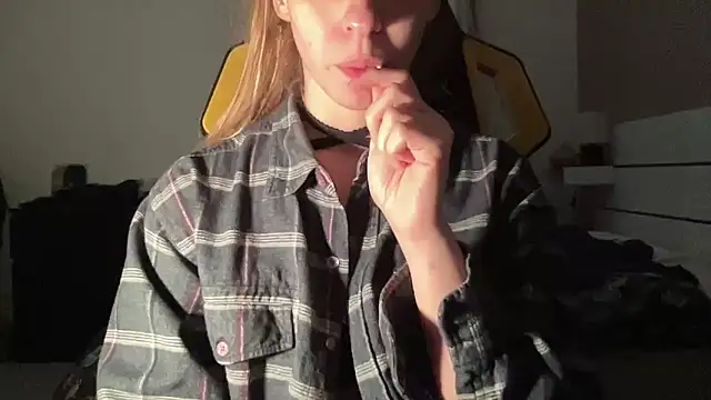 petiteetoile online show from 17, 2, 2026