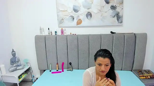 Snapshot of Giselle_James chatting on 21, 3, 2026 Giselle James online show from 21, 3, 2026
