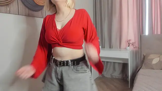 Snapshot of MariamGravert chatting on 7, 2, 2026 MariamGravert online show from 7, 2, 2026