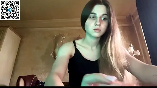 Snapshot of LovelySilk_63 chatting on 17, 5, 2026 LovelySilk 63 online show from 17, 5, 2026