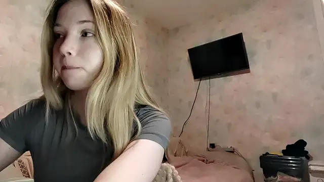 TiaBIanks online show from 1, 4, 2026