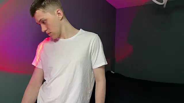 cronck52 online show from 10, 4, 2026