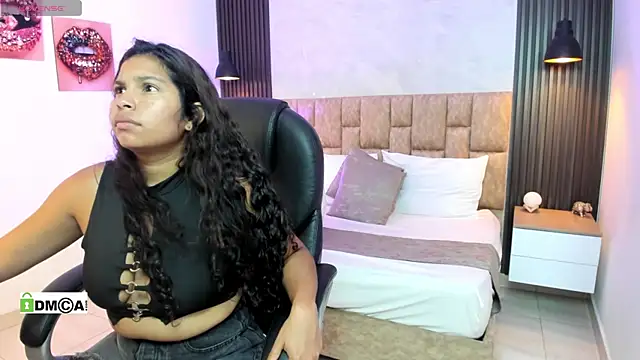 Dulcecooper1 online show from 5, 4, 2026