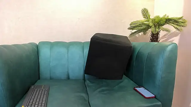 Snapshot of Rachel__Fire chatting on 10, 4, 2026 Rachel Fire online show from 10, 4, 2026