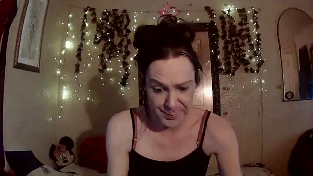 Snapshot of sillymillie4 chatting on 6, 2, 2026 sillymillie4 online show from 6, 2, 2026