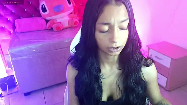 Snapshot of aylannyy_m chatting on 16, 5, 2026 aylannyy m online show from 16, 5, 2026