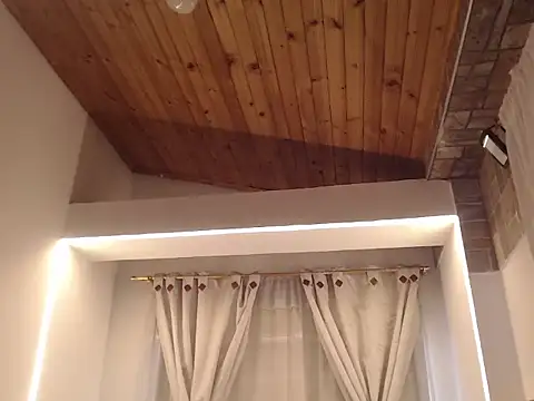 Scarleet miaa online show from 16, 4, 2026