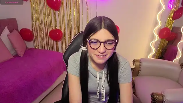 Snapshot of MAHYRA_TAY chatting on 19, 2, 2026 MAHYRA TAY online show from 19, 2, 2026