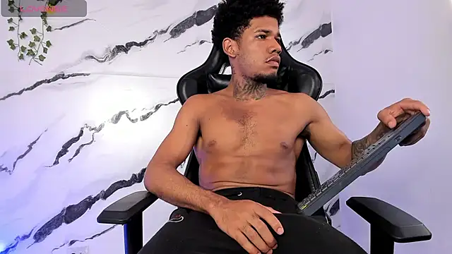 Snapshot of Nehemiaa_boy chatting on 13, 2, 2026 Nehemiaa boy online show from 13, 2, 2026