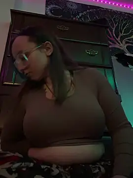 Snapshot of mommynxttie chatting on 2, 3, 2026 mommynxttie online show from 2, 3, 2026