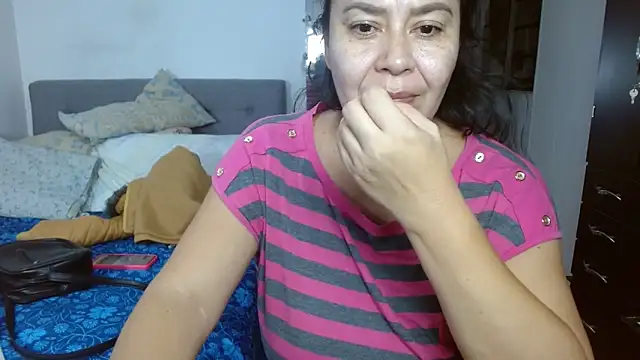 Karo sexy online show from 26, 9, 2025