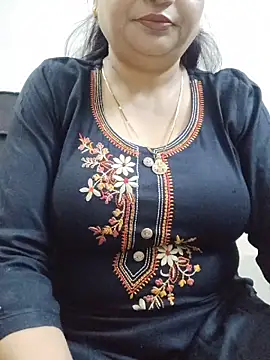 Snapshot of SexybeboX chatting on 20, 6, 2026 SexybeboX online show from 20, 6, 2026