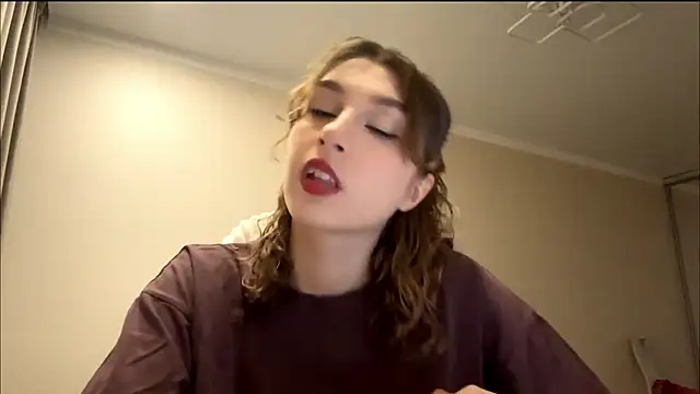 ElliKrovel online show from 11, 2, 2026