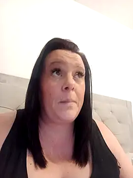 Snapshot of louisa36 chatting on 25, 2, 2026 louisa36 online show from 25, 2, 2026