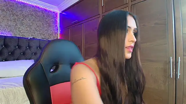 sarah escobarr online show from 9, 2, 2026