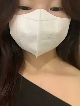 Snapshot of Rin-yiyi chatting on 21, 2, 2026 Rin-yiyi online show from 21, 2, 2026